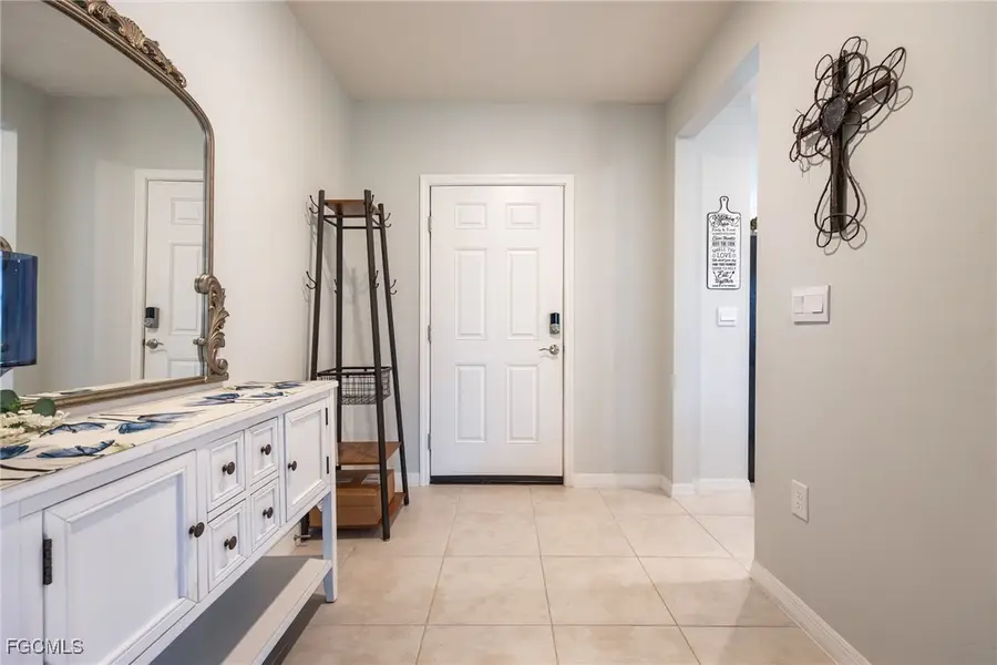 821 NE 6th Place, Cape Coral, FL 33909 - Image #3