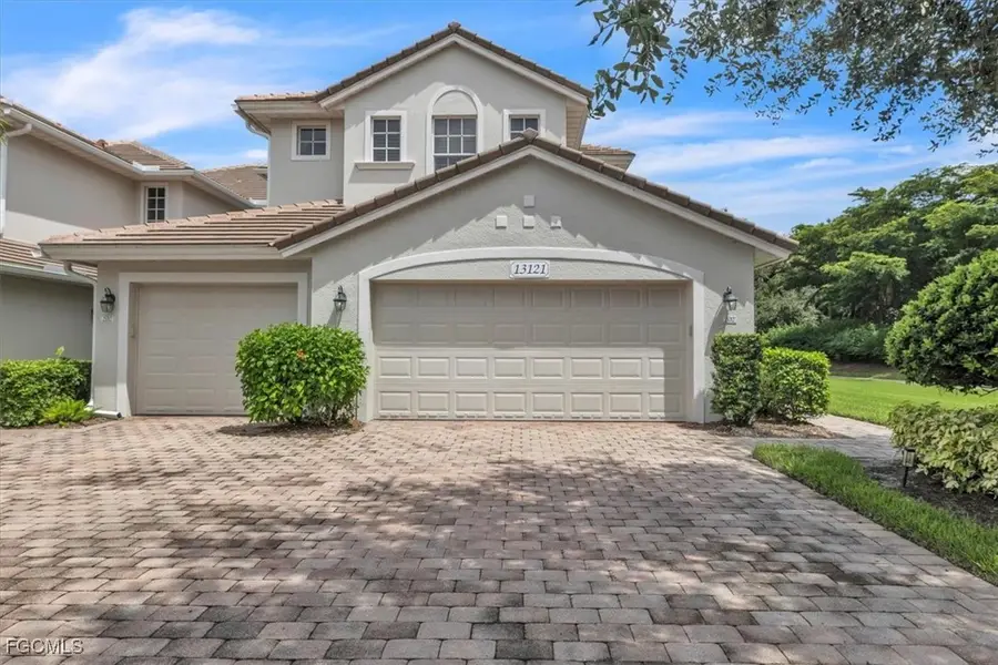 13121 Pebblebrook Point Circle #102, Fort Myers, FL 33905 - Image #2