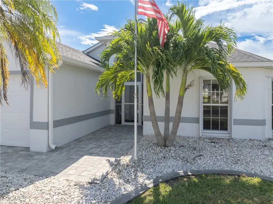 3820 Ponytail Palm Court, North Fort Myers, FL 33917 - Image #2