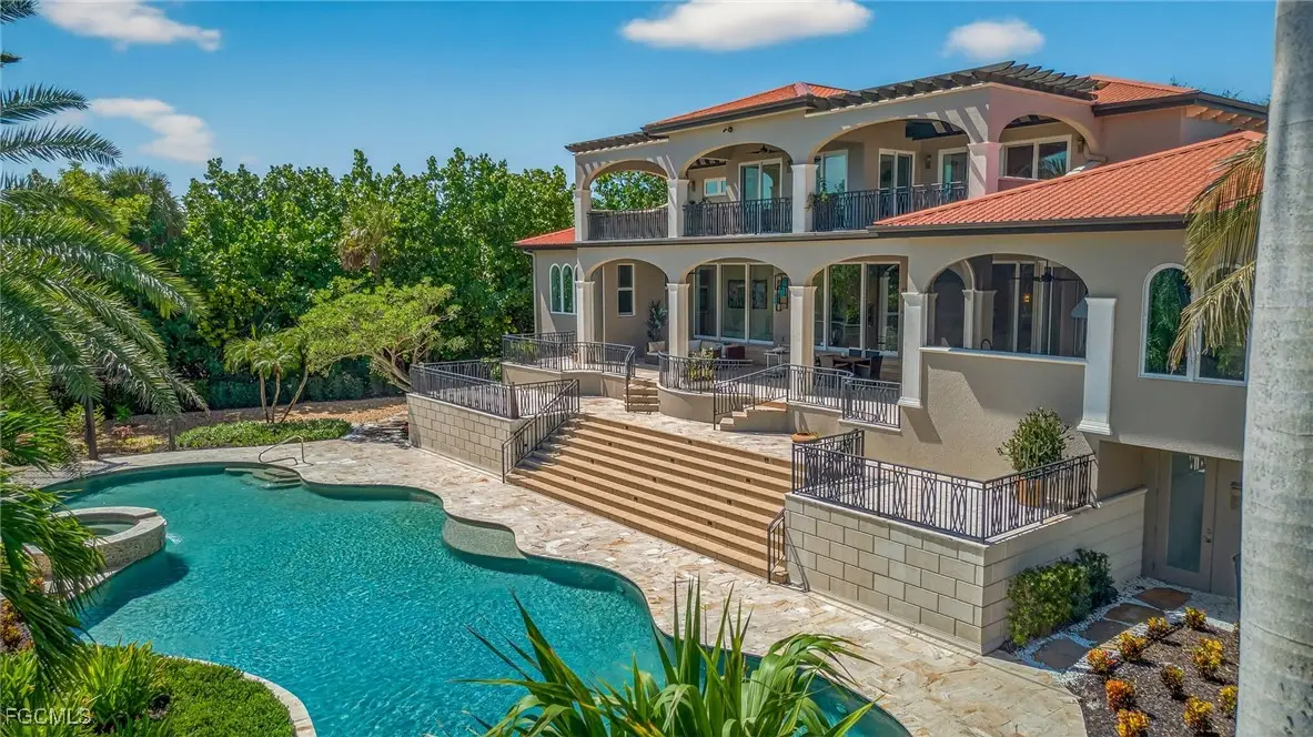 330 Cowry Court, Sanibel, FL 33957 - Image #1