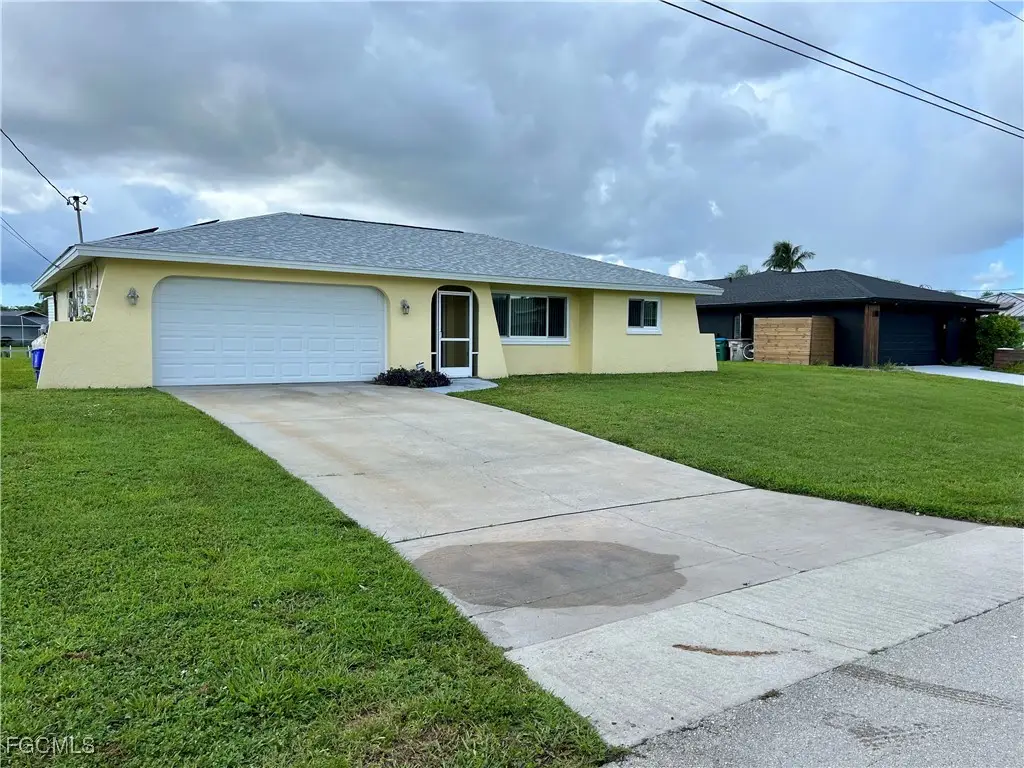 1158 SE 32nd Street, Cape Coral, FL 33904 - Image #1