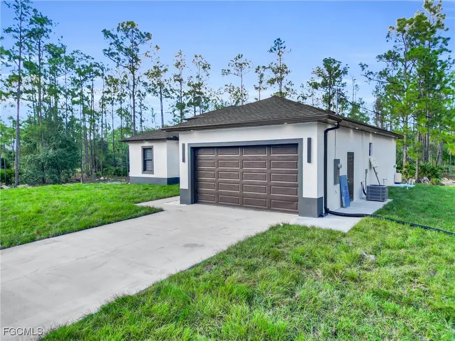 1103 E 14th Street, Lehigh Acres, FL 33972 - Image #3