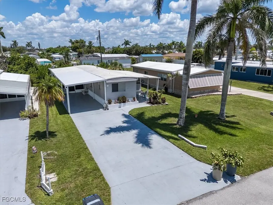 16241 Siesta Drive, Fort Myers, FL 33908 - Image #2