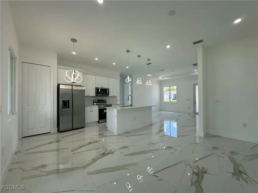 3124 35th Street Sw, Lehigh Acres, FL 33976 - Image #3