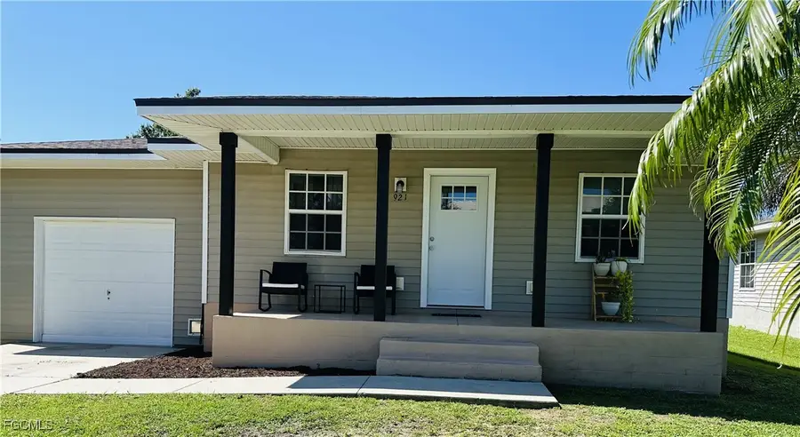 921 Henry Street, Punta Gorda, FL 33950 - #2