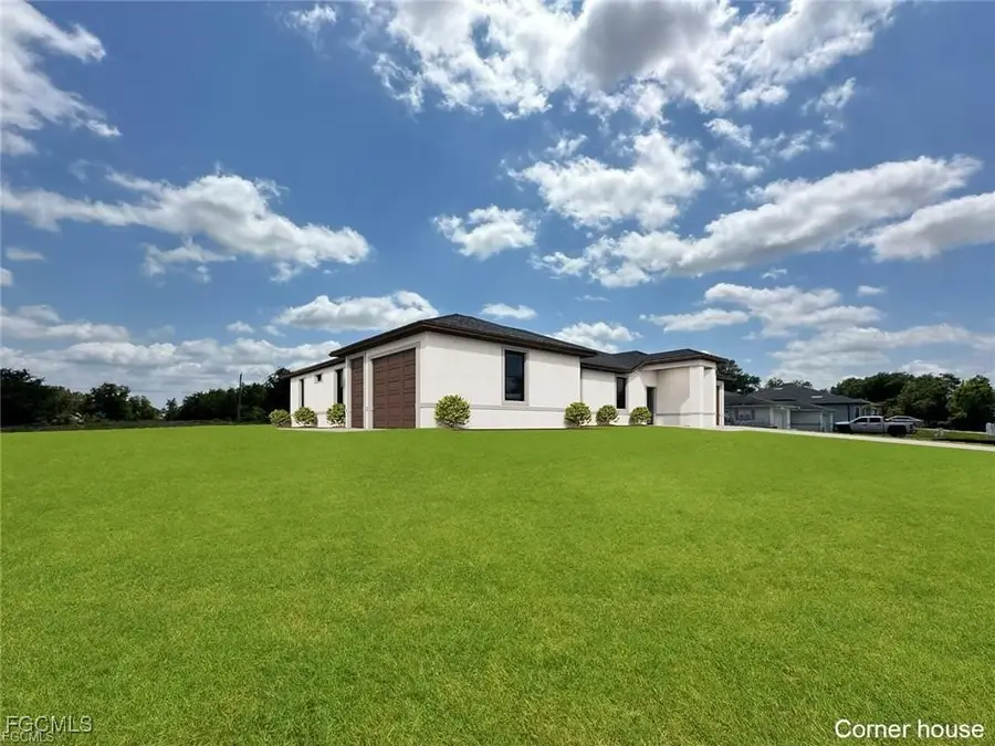 1101/1103 Homer Avenue S, Lehigh Acres, FL 33973 - Image #2