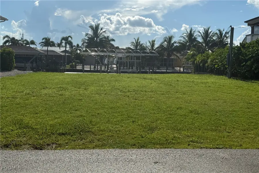 2480 Sycamore Street, Saint James City, FL 33956 - Image #3