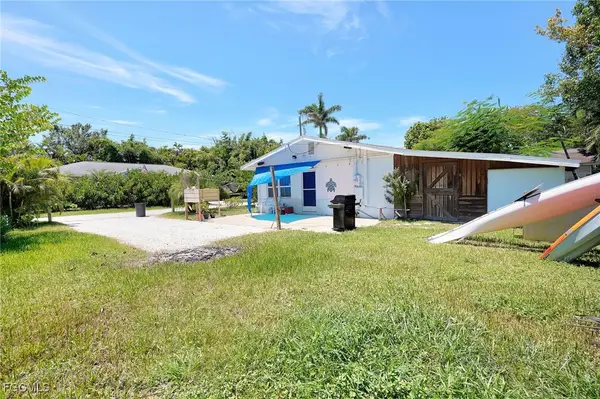 7462 Pentz Road, Bokeelia, FL 33922