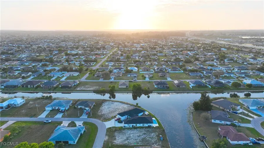 817 SW 8th Street, Cape Coral, FL 33991 - Image #2