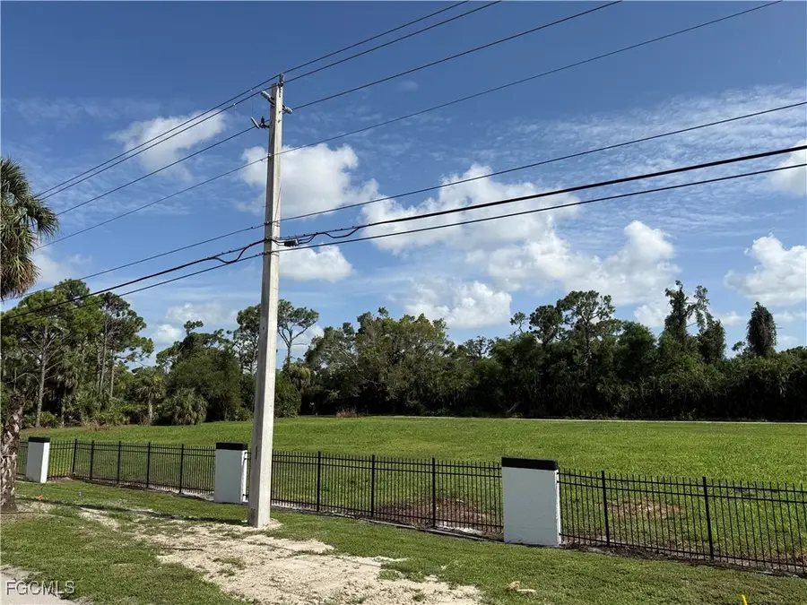 13504 Brynwood Lane, Fort Myers, FL 33912 - Image #2