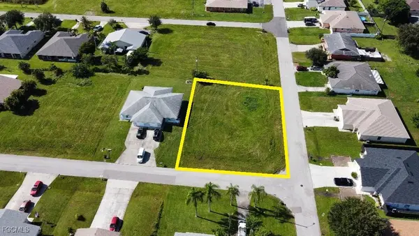 602 SE 9th Street, Cape Coral, FL 33990