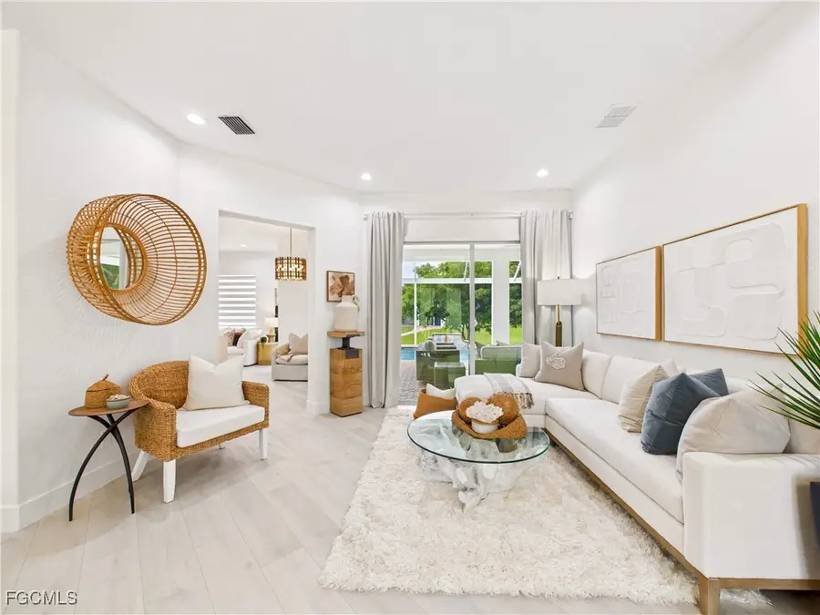 840 10th Avenue Ne, Naples, FL 34120 - Image #2