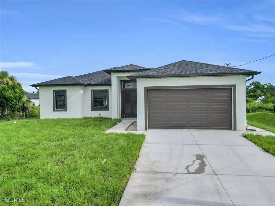 3206 34th Street Sw, Lehigh Acres, FL 33976 - Image #2