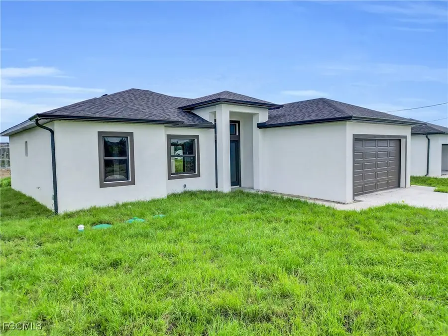 3206 34th Street Sw, Lehigh Acres, FL 33976 - Image #3