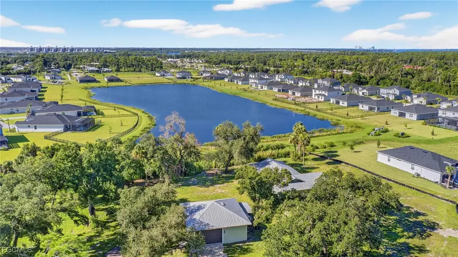 10735 Clementine Place, North Fort Myers, FL 33917 - Image #2