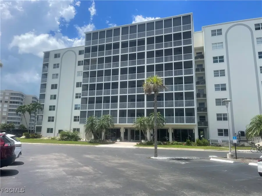 1 Bluebill Avenue #202, Naples, FL 34108 - #2