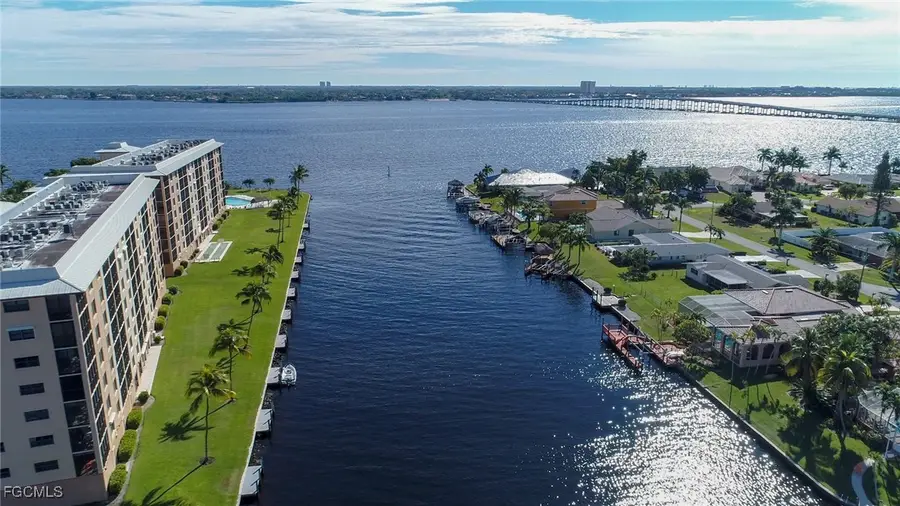 4260 SE 20th Place #404, Cape Coral, FL 33904 - Image #2