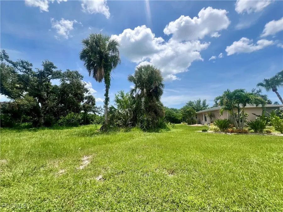 25 Oakland Hills Place, Rotonda West, FL 33947 - #3