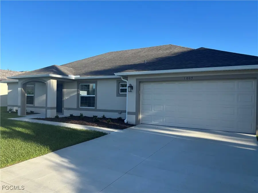 1005 SW 36th Street, Cape Coral, FL 33914 - Image #2