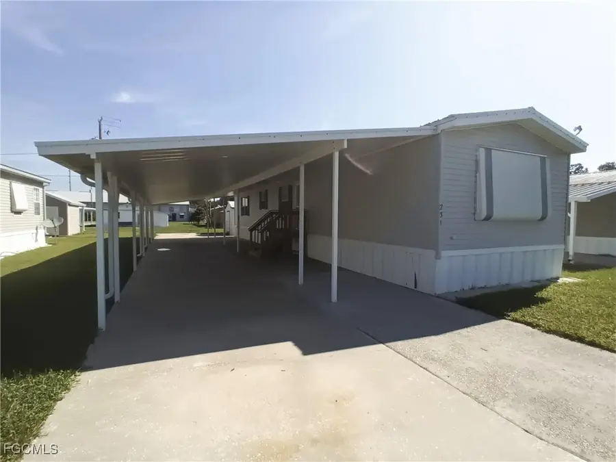 231 Palm Avenue Nw, Moore Haven, FL 33471 - Image #2