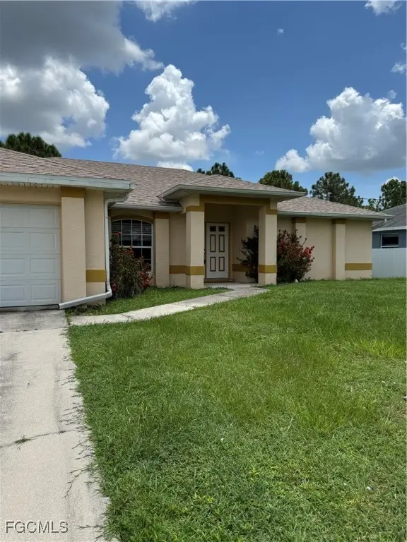 1824 Lockhaven Court, Lehigh Acres, FL 33972 - Image #2