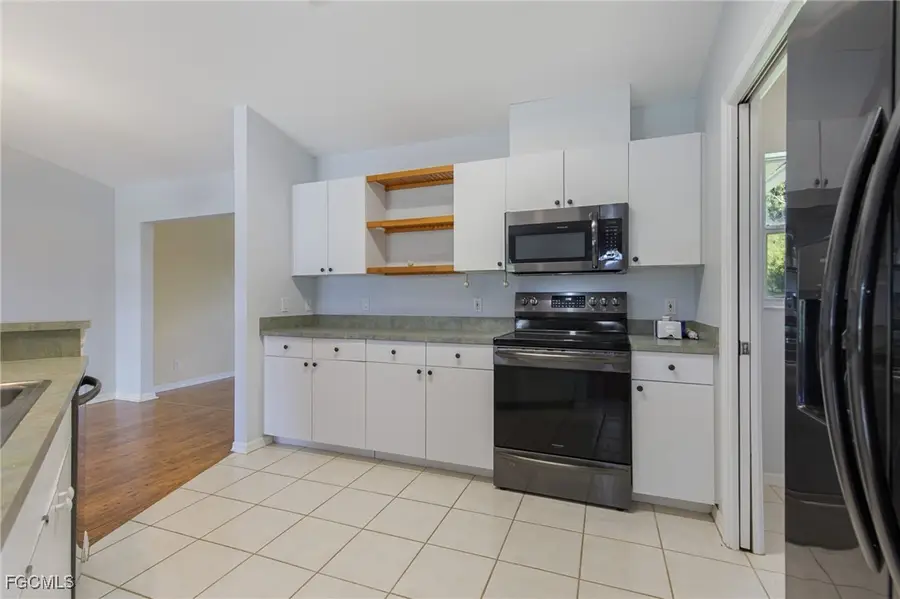 13390 Almond Drive, Fort Myers, FL 33908 - Image #3