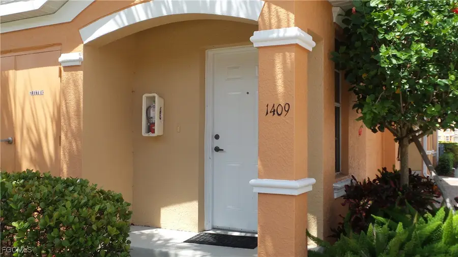 1831 Concordia Lake Circle #1409, Cape Coral, FL 33909 - Image #3