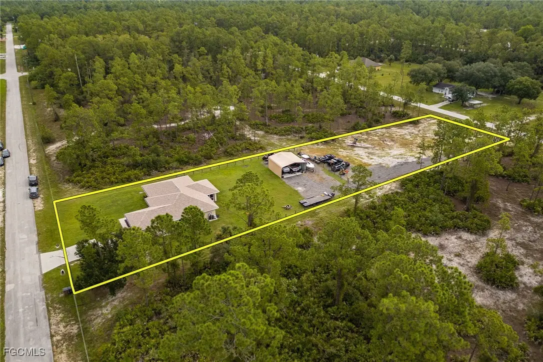 2212 Hamilton Avenue, Alva, FL 33920 - Image #1