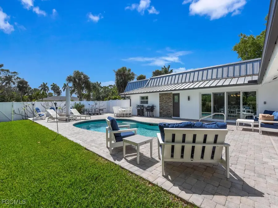 6923 Old Whiskey Creek Drive, Fort Myers, FL 33919 - Image #2