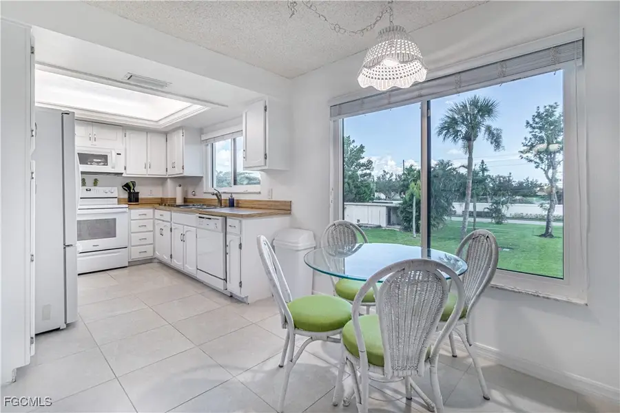 7402 Lake Breeze Drive #212, Fort Myers, FL 33907 - Image #2