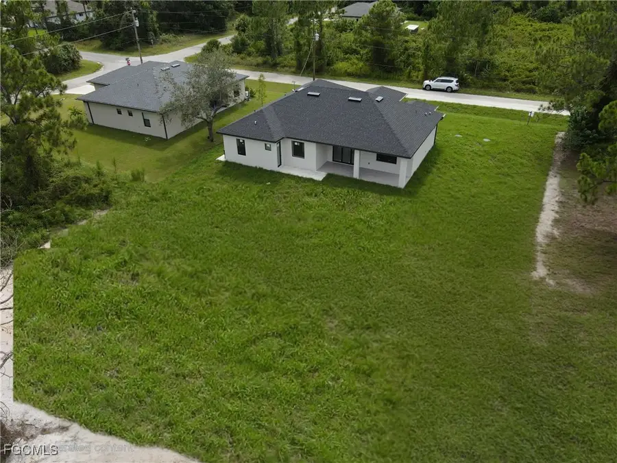 1102 Greenwood Avenue, Lehigh Acres, FL 33972 - Image #2