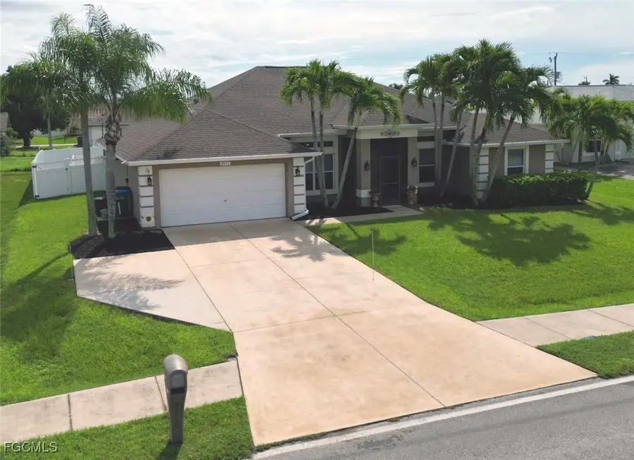 3917 Agualinda Boulevard, Cape Coral, FL 33914 - Image #2