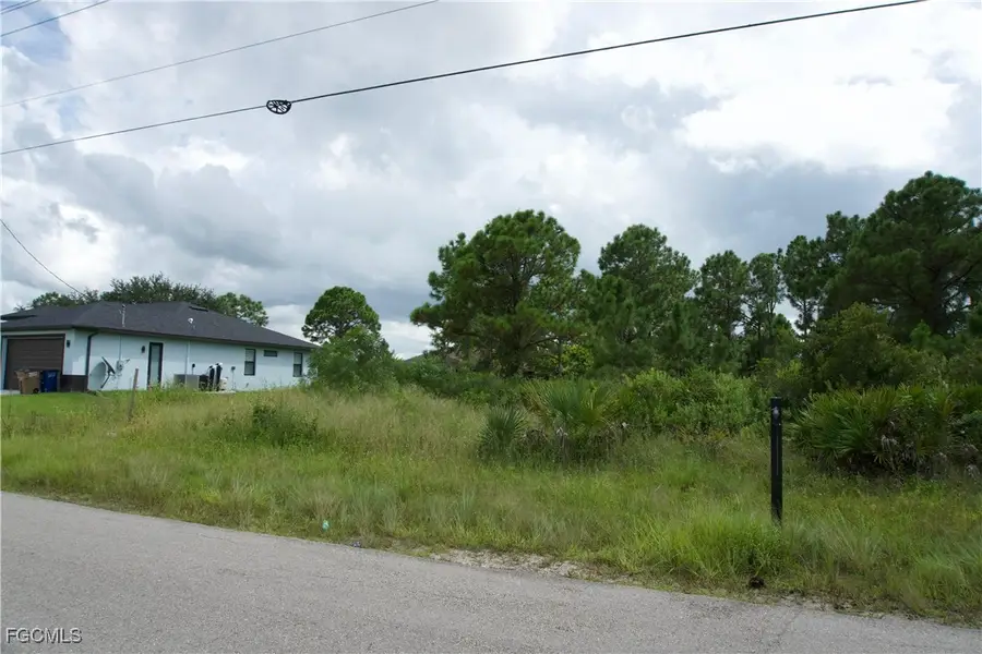 2807 42nd Street W, Lehigh Acres, FL 33971 - Image #3
