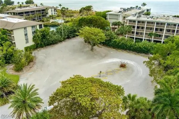 2761 W Gulf Drive, Sanibel, FL 33957