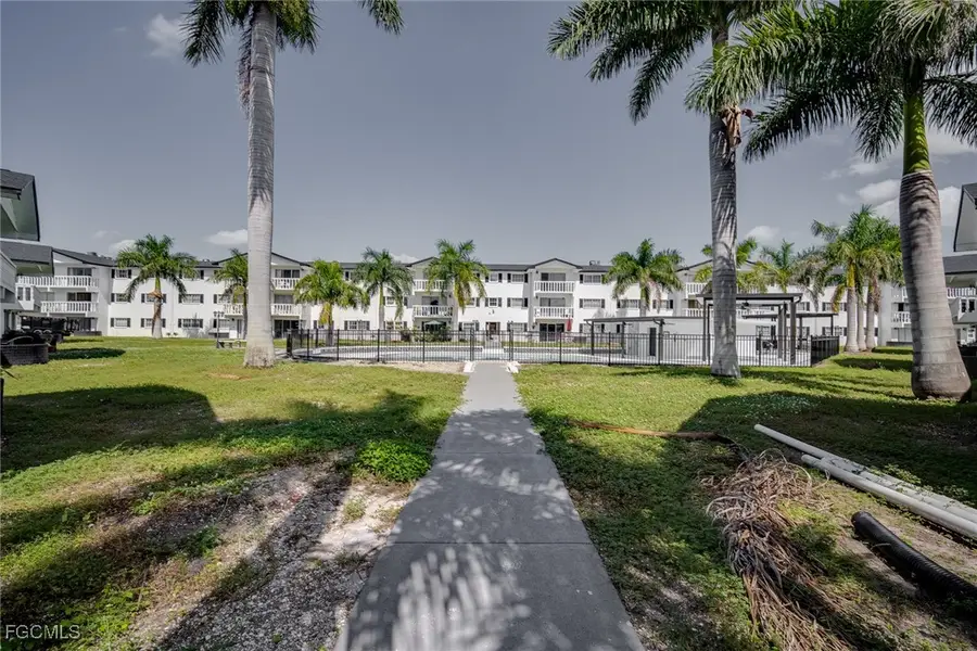 3706 Broadway #2, Fort Myers, FL 33901 - Image #2