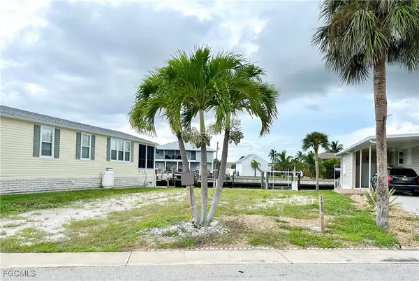 11600 Dogwood Lane, Fort Myers Beach, FL 33931
