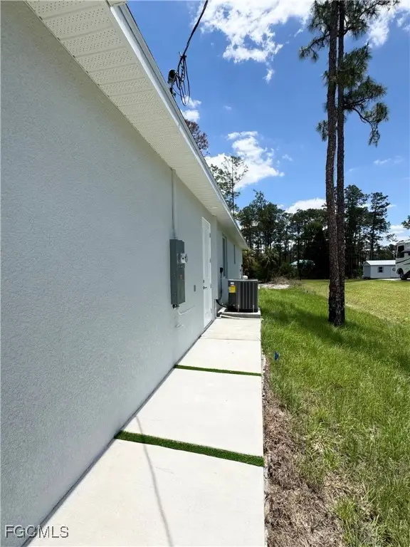 1010 Euclid Avenue, Lehigh Acres, FL 33972 - Image #3