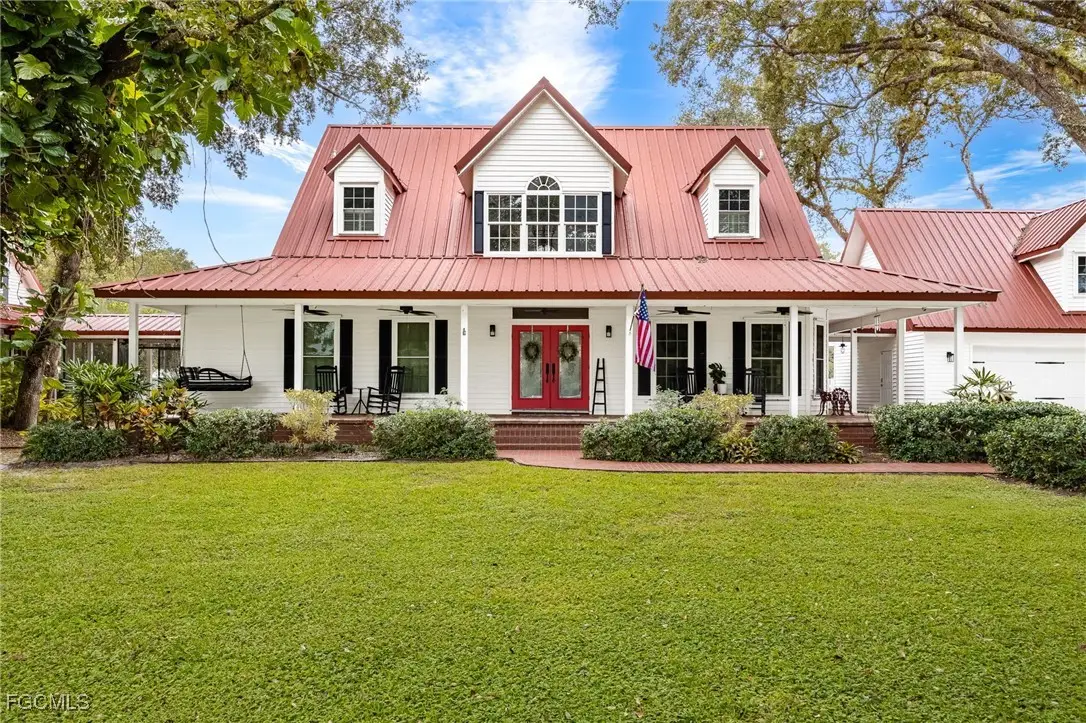 1444 Winchester Avenue E, Labelle, FL 33935 - Image #1