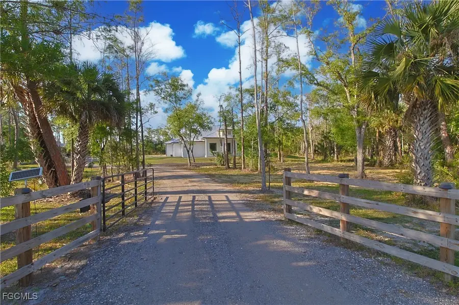 19401 Witts End, Alva, FL 33920 - Image #2
