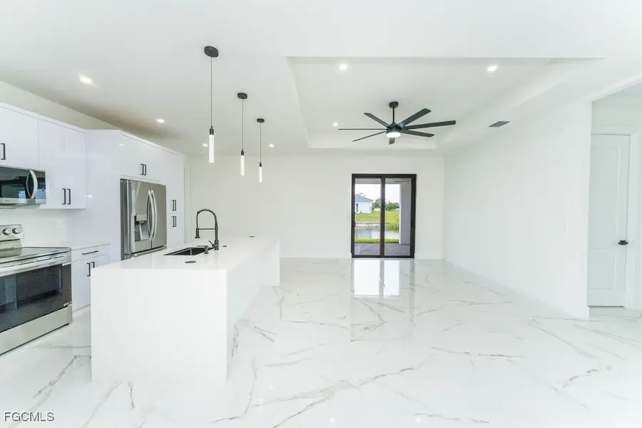 526 NE 5th Court, Cape Coral, FL 33909 - Image #2