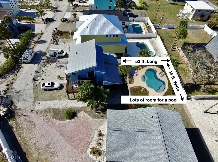 125 Gulfview Avenue, Fort Myers Beach, FL 33931 - Image #3