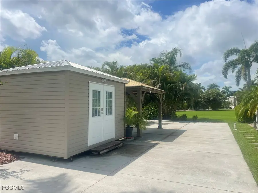 5509 Cypress Trail Resort Circle, Fort Myers, FL 33905 - #2