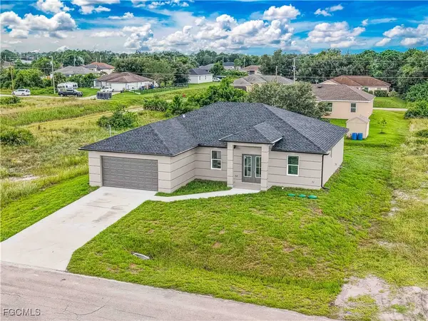 2803 24th Street Sw, Lehigh Acres, FL 33976