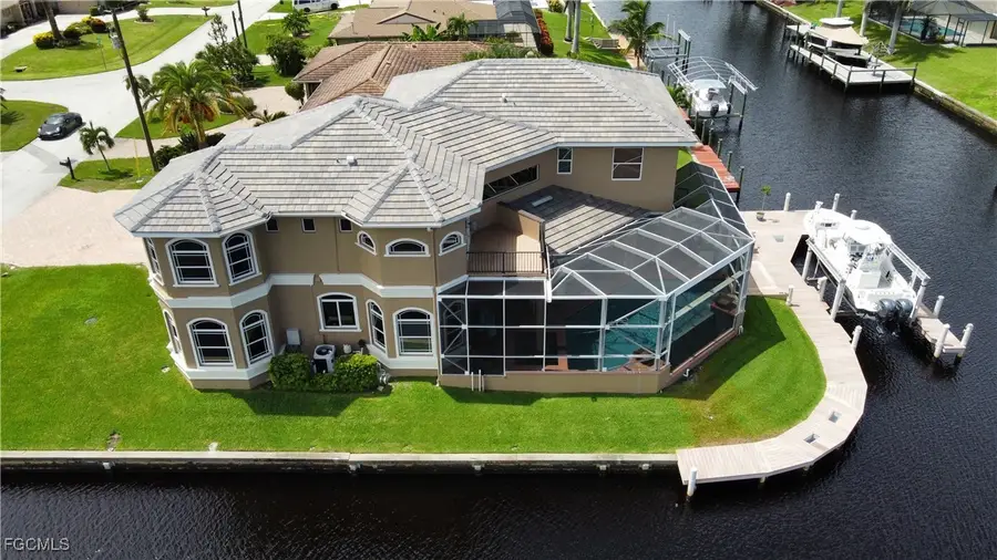 2123 SE 25th Lane, Cape Coral, FL 33904 - Image #2