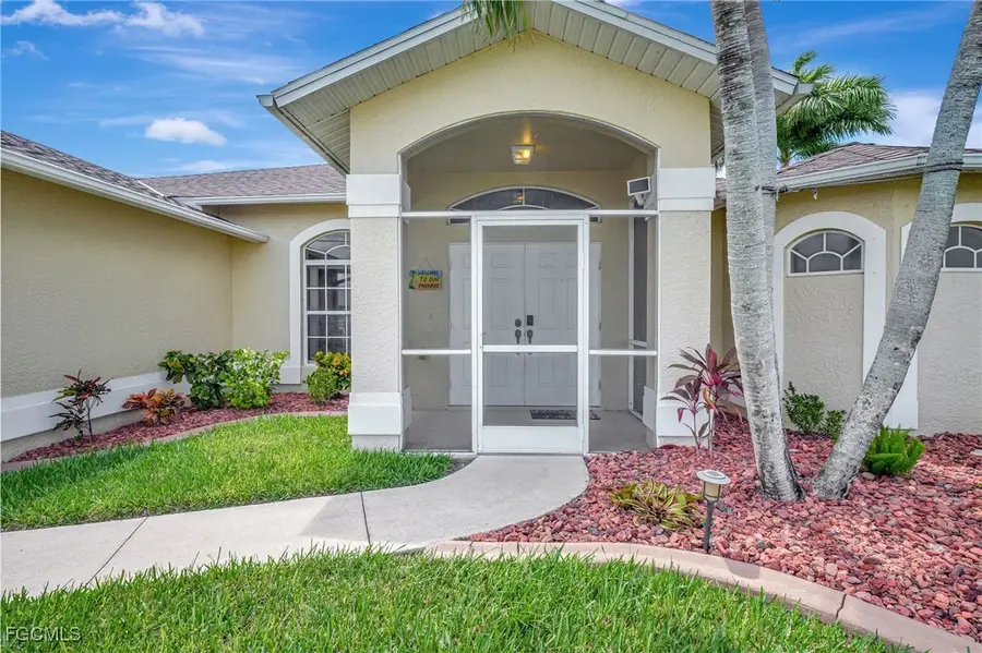 912 NW 3rd Avenue, Cape Coral, FL 33993 - Image #2