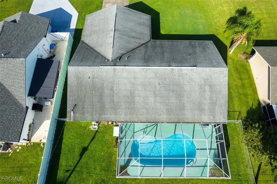 707 SE 9th Place, Cape Coral, FL 33990 - Image #3