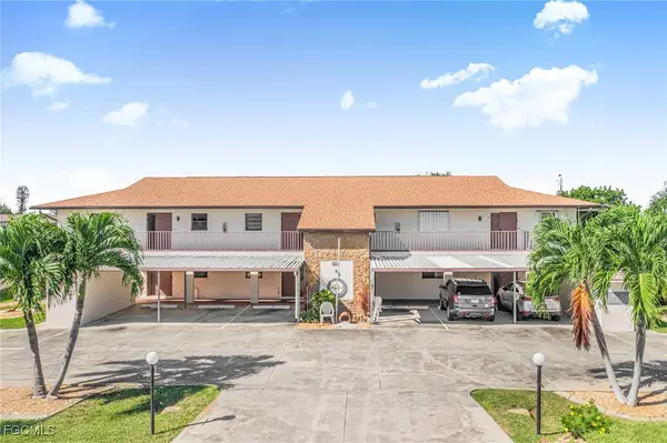 3720 SE 10th Avenue #102, Cape Coral, FL 33904