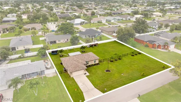 1108 SW 11th Avenue, Cape Coral, FL 33991