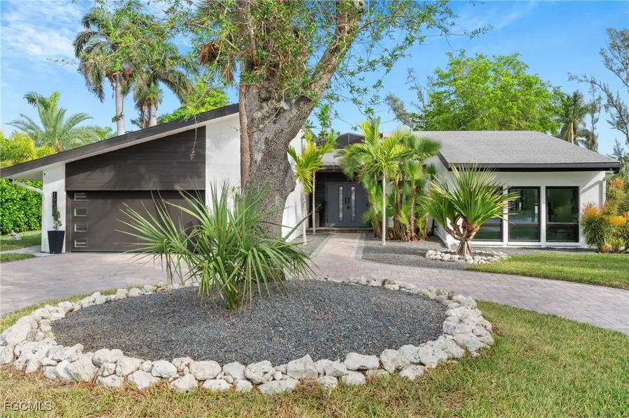 15600 Light Blue Circle, Fort Myers, FL 33908 - #3