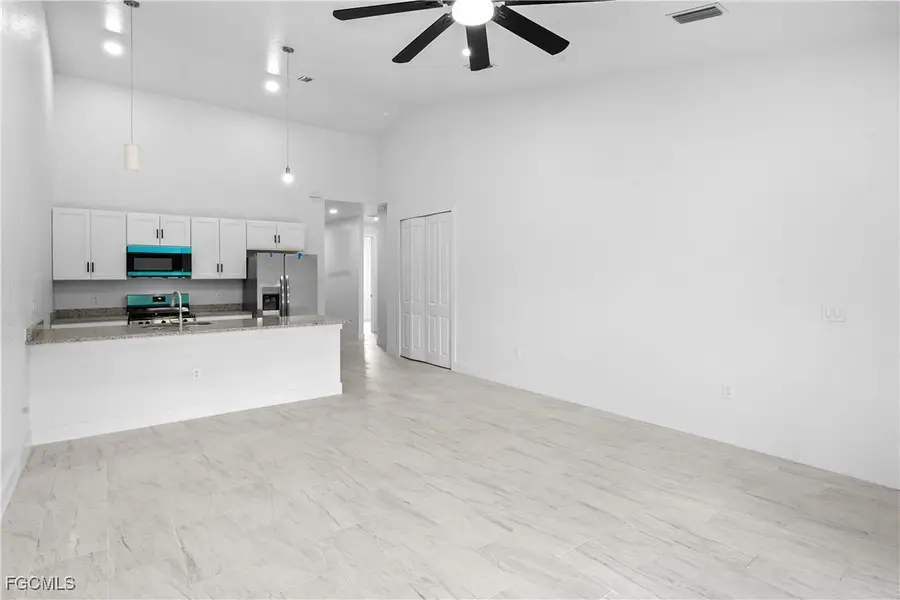 634 Knapp Street, Lehigh Acres, FL 33974 - #3